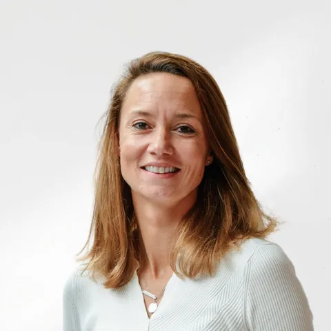 Esther Van der Aa